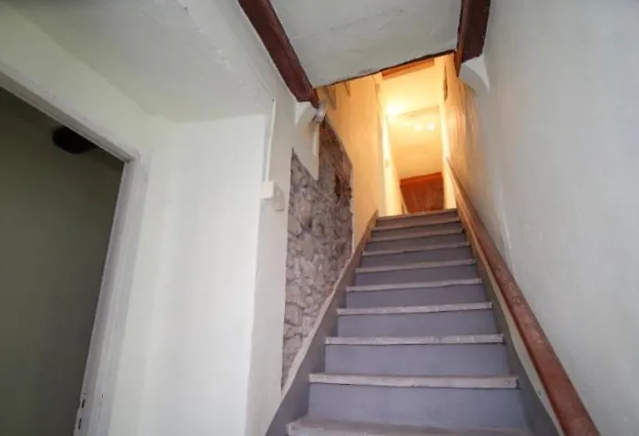 Apartament Queen Bee *